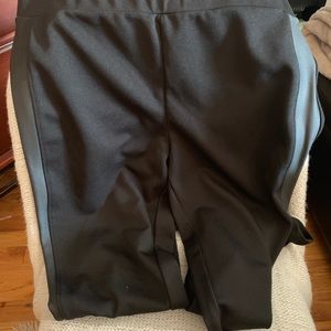 Loft Lou and Gray leggings